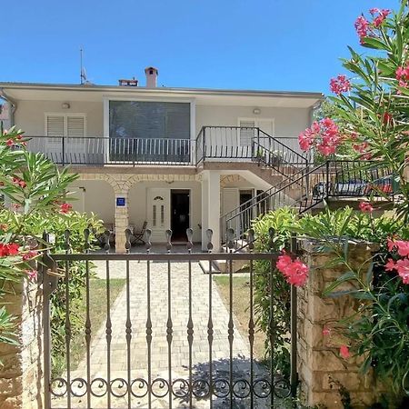 Ena Apartment Novigrad  Exterior photo